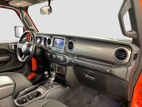 Used 2019 Jeep Wrangler Unlimited Sport S image 14