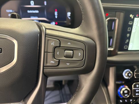 Used 2024 GMC Yukon XL Denali Ultimate image 26