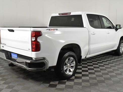 Used 2025 Chevrolet Silverado 1500 LT image 6
