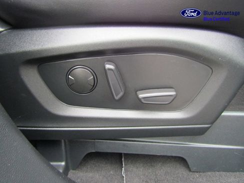 Certified 2024 Ford Explorer XLT w/ Equipment Group 202A AWD/4WD image 41