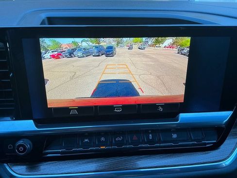 Used 2023 Chevrolet Silverado 1500 RST w/ Convenience Package II AWD/4WD image 18
