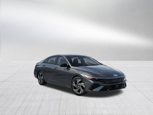 New 2026 Hyundai Elantra SEL Sport Premium FWD image 2
