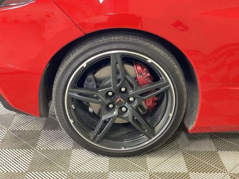 Used 2020 Chevrolet Corvette Stingray Preferred Cpe w/ 2LT Preferred Equipment Group RWD image 18