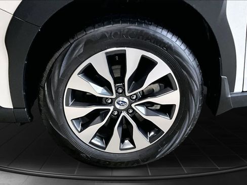 Used 2024 Subaru Outback Limited w/ Popular Package #2 AWD/4WD image 8