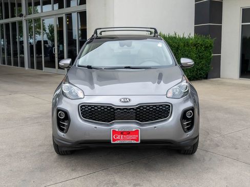 Used 2018 Kia Sportage EX w/ EX Technology Package AWD/4WD image 2