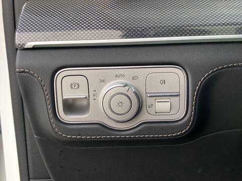 Used 2021 Mercedes-Benz GLE 53 AMG AMG GLE 53 image 33