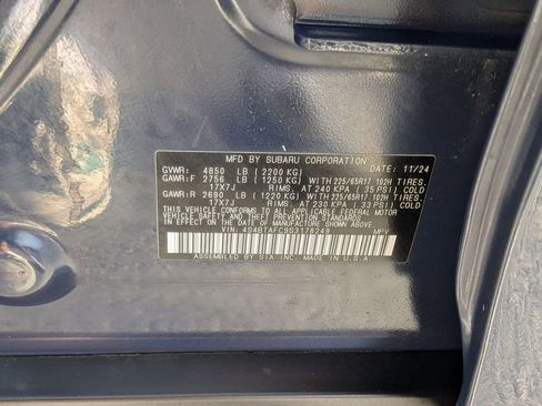 Used 2025 Subaru Outback Premium image 31