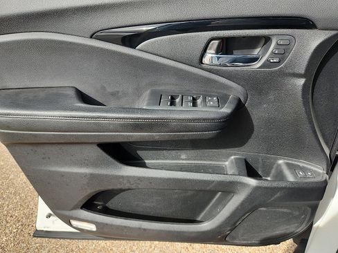 Used 2020 Honda Passport Touring image 15