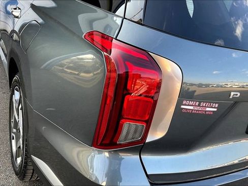 Used 2024 Hyundai Palisade Limited image 29