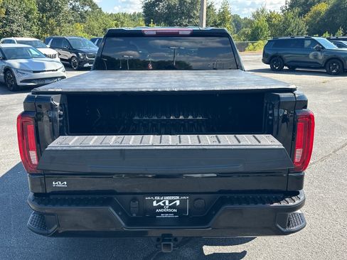 Used 2024 GMC Sierra 1500 SLT AWD/4WD image 5