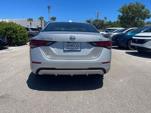 Certified 2023 Nissan Sentra SV FWD image 4
