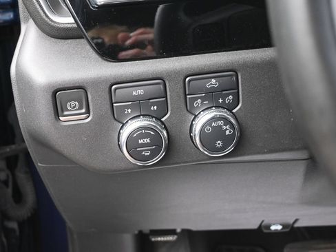Used 2023 GMC Sierra 1500 SLE AWD/4WD image 31