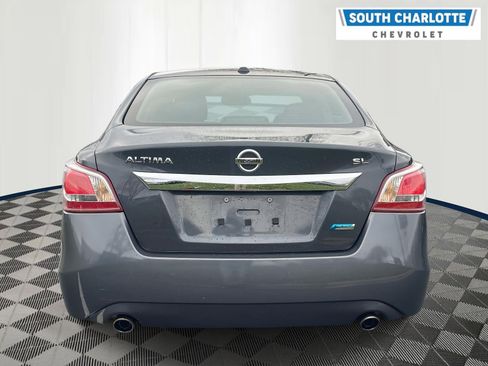 Used 2013 Nissan Altima 2.5 SL w/ Technology Pkg image 6