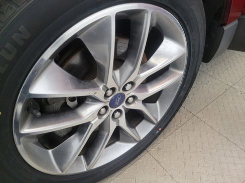 Used 2016 Ford Edge Titanium w/ Equipment Group 301A image 31