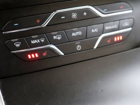 Certified 2020 Ford Edge SEL w/ Convenience Package image 6