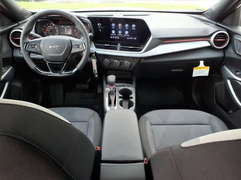 New 2026 Chevrolet Trax RS w/ Sunroof Package FWD image 21