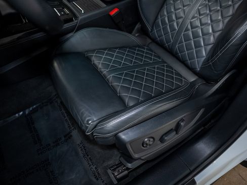 Used 2021 Audi SQ5 Prestige w/ Prestige Package image 33