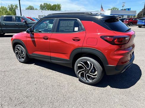 New 2026 Chevrolet TrailBlazer RS w/ LPO, Trailering Package AWD/4WD image 3