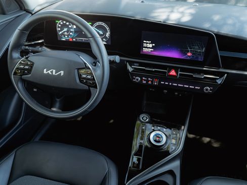 Used 2023 Kia Niro Wind FWD image 21