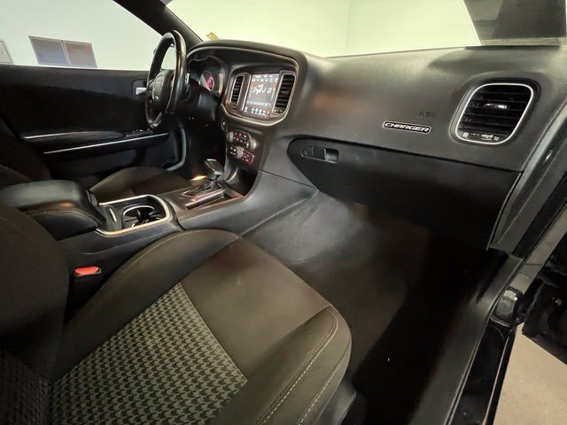 Used 2021 Dodge Charger R/T RWD image 10