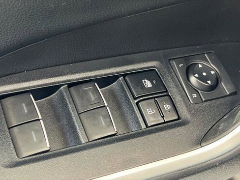 Certified 2022 Toyota RAV4 Limited image 13