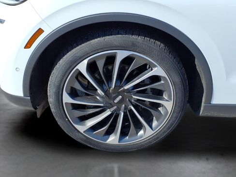 Used 2021 Lincoln Aviator Reserve w/ Equipment Group 202A image 12