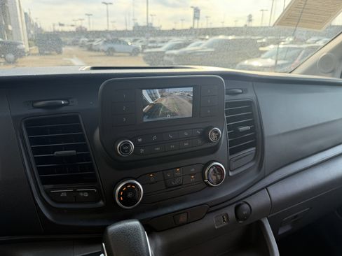 Used 2023 Ford Transit 250 Medium Roof AWD image 36