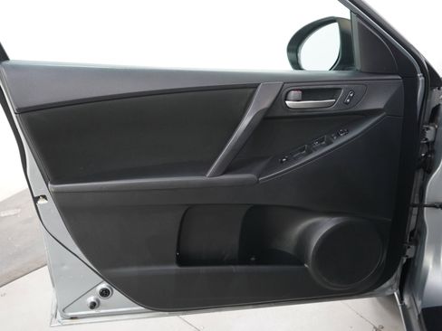Used 2012 MAZDA MAZDA3 i Sport FWD image 19