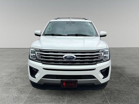 Used 2020 Ford Expedition XLT w/ Equipment Group 202A image 2