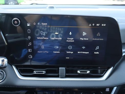 New 2027 Chevrolet Equinox LT FWD image 10