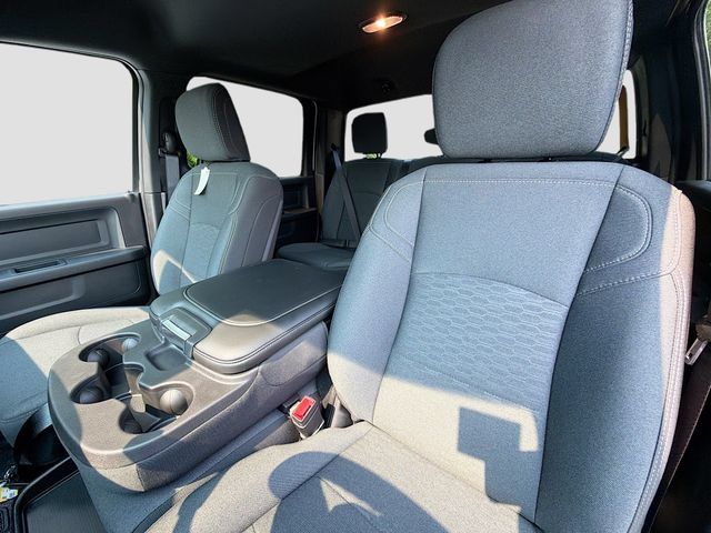 New 2026 RAM 3500 Tradesman w/ Chrome Appearance Group A AWD/4WD image 14