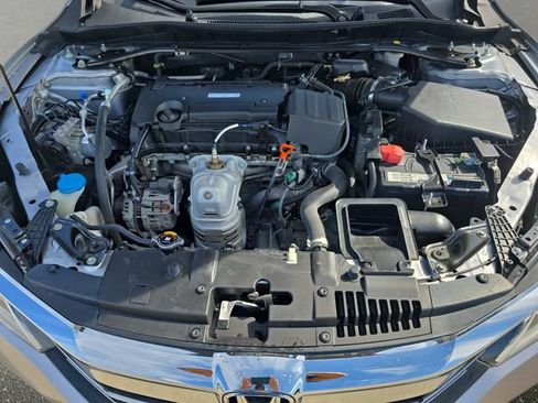 Used 2016 Honda Accord EX-L image 33