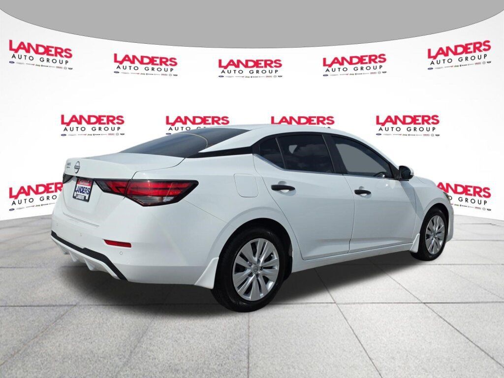 Used 2025 Nissan Sentra S FWD image 3