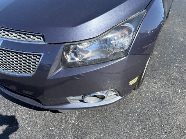 Used 2013 Chevrolet Cruze LS FWD image 40
