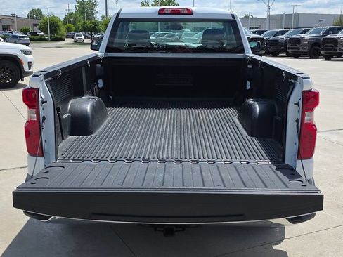Used 2025 Chevrolet Silverado 1500 W/T RWD image 5
