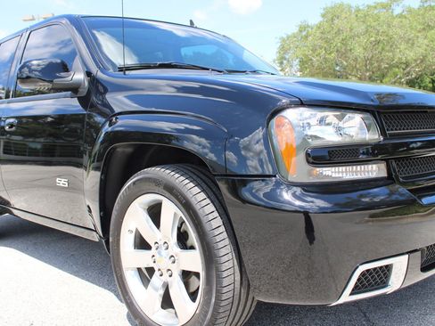 Used 2006 Chevrolet TrailBlazer LT w/ SS Package RWD image 24
