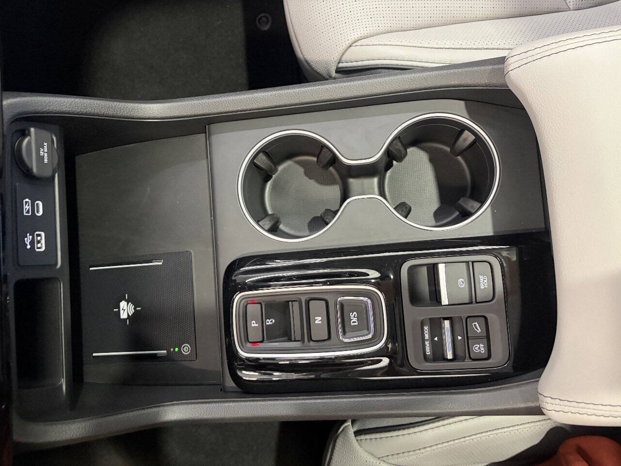 Used 2025 Honda Pilot Elite image 20