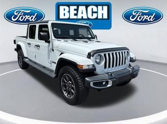 Used 2021 Jeep Gladiator Overland w/ Trailer Tow Package AWD/4WD video 1