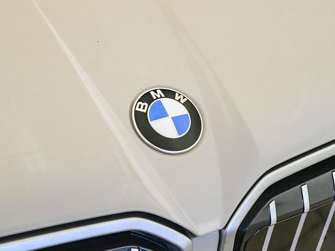 Used 2026 BMW X3 xDrive30i w/ Premium Package AWD/4WD image 8