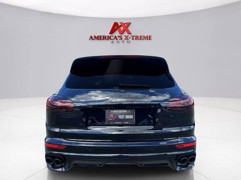 Used 2017 Porsche Cayenne GTS AWD/4WD image 4
