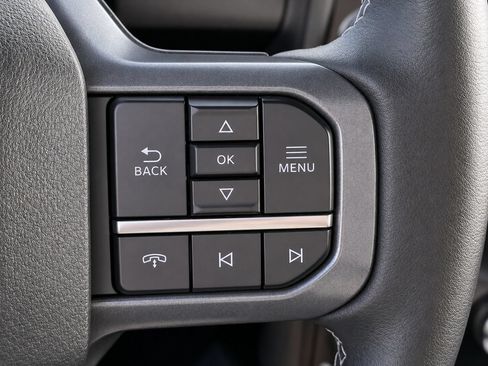 Used 2025 Ford F350 Lariat w/ Lariat Ultimate Package AWD/4WD image 36