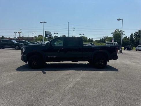 Certified 2024 GMC Sierra 2500 AT4 w/ AT4 Premium Plus Package AWD/4WD image 7