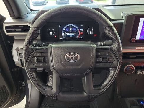Used 2024 Toyota Tacoma SR5 AWD/4WD image 26