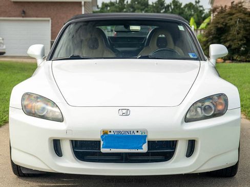 Used 2004 Honda S2000 image 21