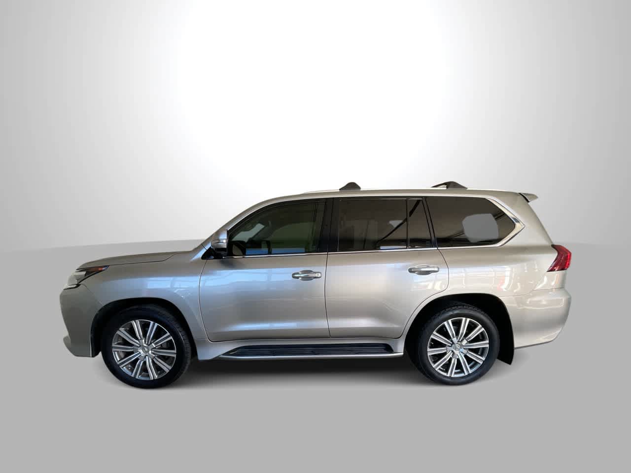 Used 2017 Lexus LX 570 4WD w/ Luxury Package image 5