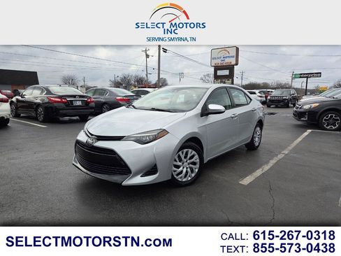 Used 2019 Toyota Corolla LE image 1