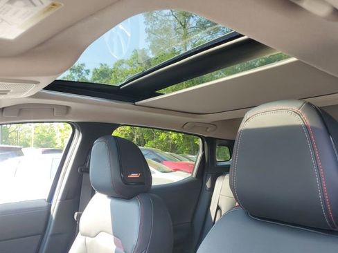 Certified 2025 Nissan Kicks SR w/ SR Premium Package image 16