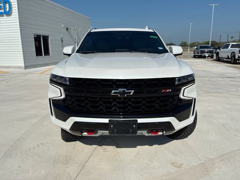 Used 2023 Chevrolet Tahoe Z71 w/ Luxury Package AWD/4WD image 8