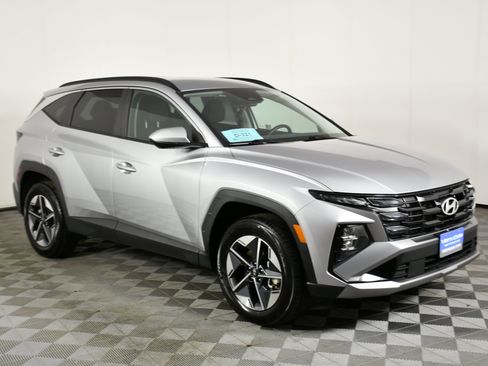 Used 2025 Hyundai Tucson SEL AWD/4WD image 4