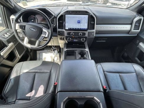 Used 2022 Ford F250 Lariat w/ Black Appearance Package AWD/4WD image 3